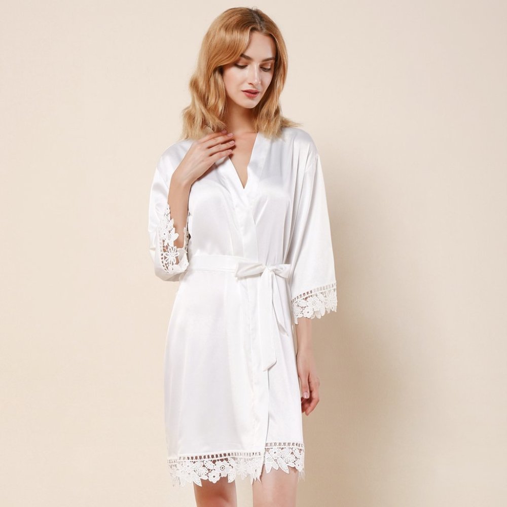 Women Satin Kimono Robes Lace Edges Silk Short Bridesmaid Robe Lingerie Dressing